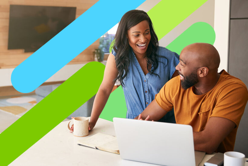 pareja buscando crédito hipotecario